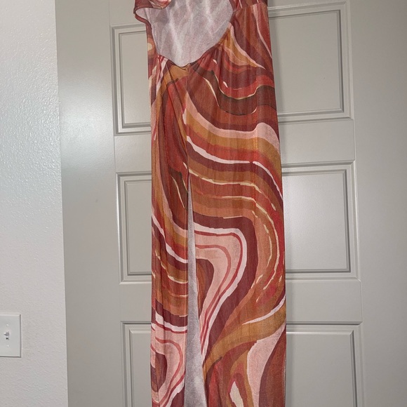 Coral and pink bodycon sexy dress! From Plt! - Picture 4 of 4